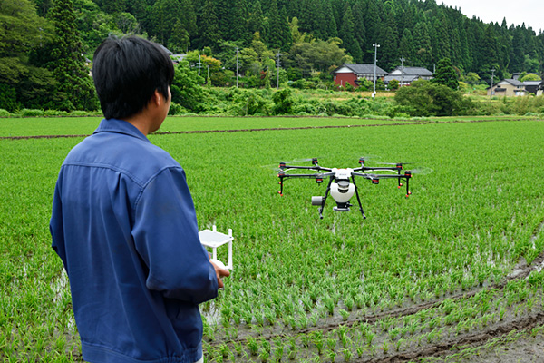 ドローンによる農薬散布